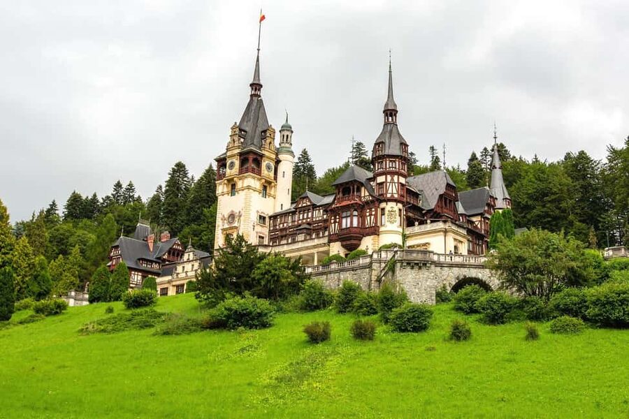 1-Day Guided Tour: Bucharest-Peles, Dracula Castle & Brasov - Peleș Castle, Romania’s royal showpiece