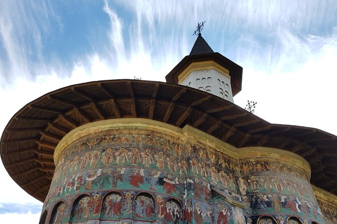 11-Day Romania Tour from Bucharest with Transylvania & Bucovina - Why a private route works well in Romania