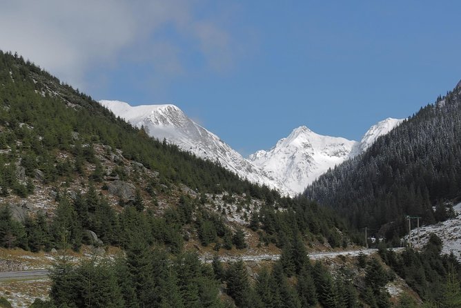 2 Day Private Tour Transfagarasan Highway and Hiking in Fagaras Mountains - The private format and guide service