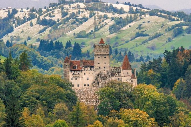 2-Day Transylvania from Bucharest: Brasov, Bran, Sighisoara - Day one: royal rooms and Brasov’s medieval center