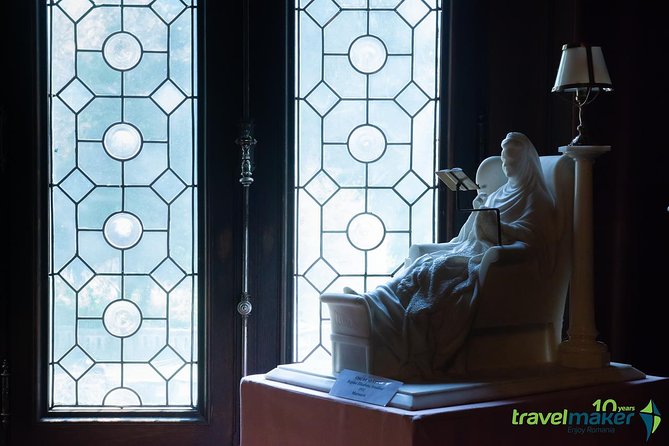 2-Day Transylvania from Bucharest: Brasov, Bran, Sighisoara - Guides are the biggest part of the value