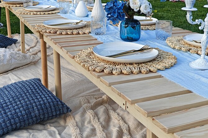 2-Hour Luxury Picnic in Cluj-Napoca Romania - Two and a half hours for a celebration, not a city tour