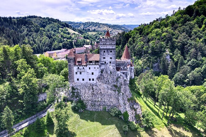 3-Castle: Peles,Bran,Rasnov,Sinaia Monastery from Brasov w pickup - Lunch, timing, and the return to Brasov
