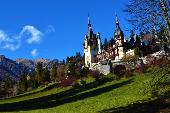 4-Day Private Tour in Transylvania from Bucharest - Day one: Bran, Peles, and a first evening in Brasov