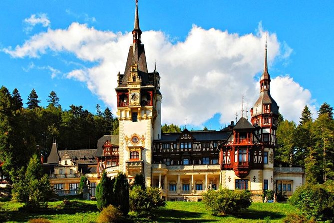 4-Day Private Tour of Transylvania from Bucharest - Day two: Bran’s Dracula legend and Sibiu after dark