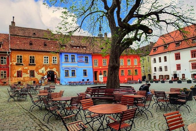 4 Days - Transylvania Private Tour - Day 1: Peleș Castle, Bran Castle, and Brașov