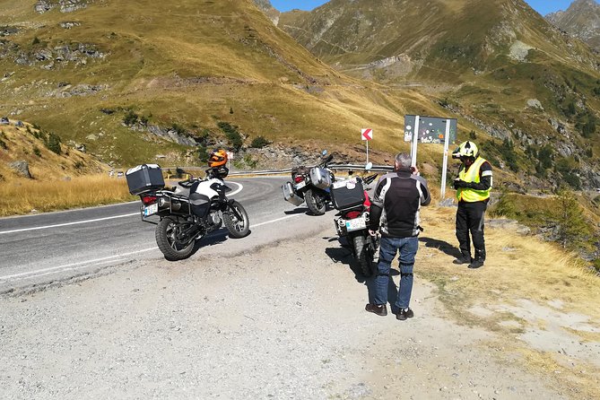650cc Motorbike Rental from Turda - Price, insurance, and the deposit