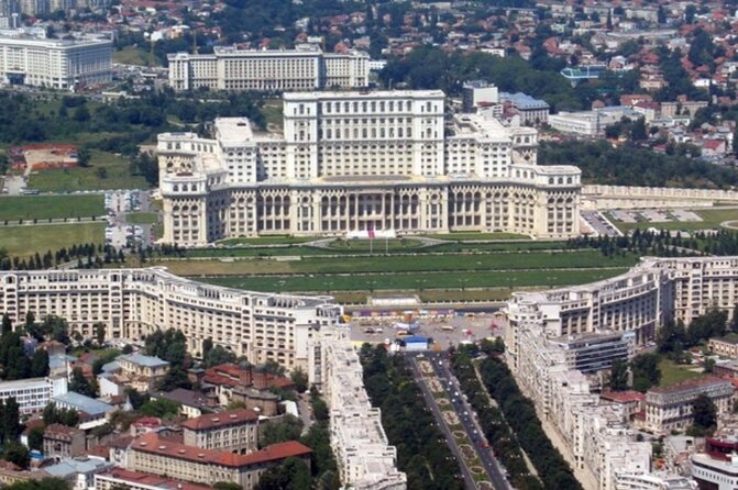 8h Bucharest full-day Tour, Parliament and Top Attraction, Privat - Ceaușescu Mansion: private luxury behind the public image