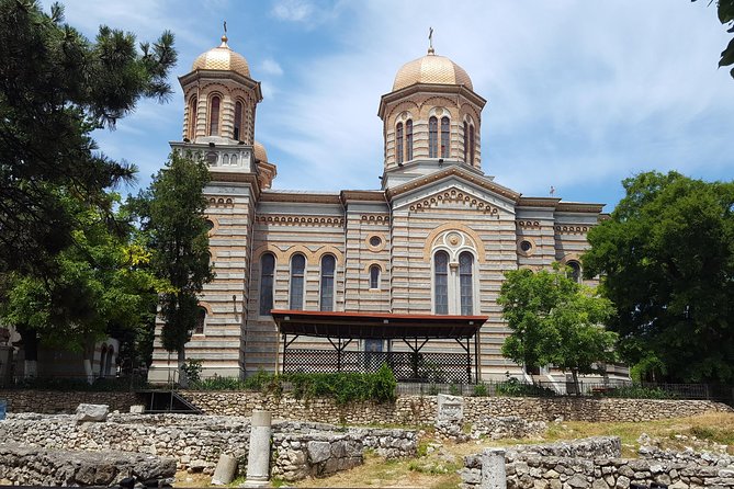 A day by the Black Sea Shared Group Tour from Bucharest - Mamaia: two hours beside the Black Sea