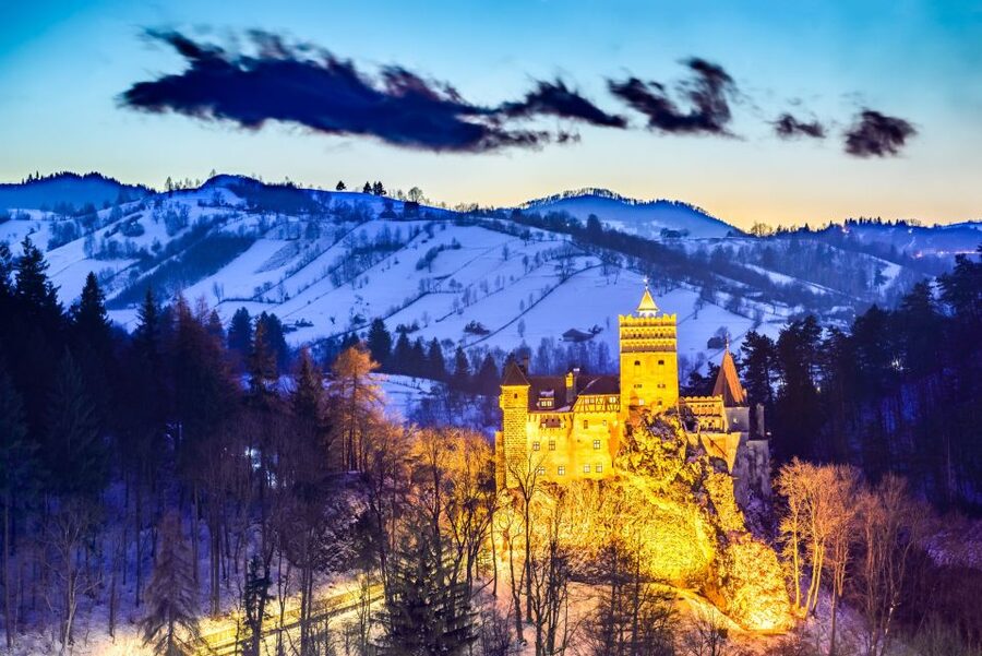 Bran: Guided Castle Tour - Entering a fortress with a complicated identity