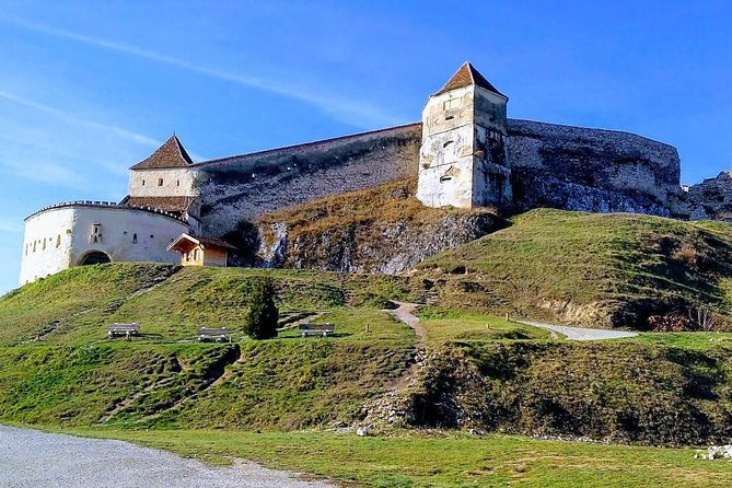 Brasov: Bears Sanctuary, Rasnov Fortress, Bran Castle GUIDED Tour - Rasnov Fortress: strong views and a changed visit