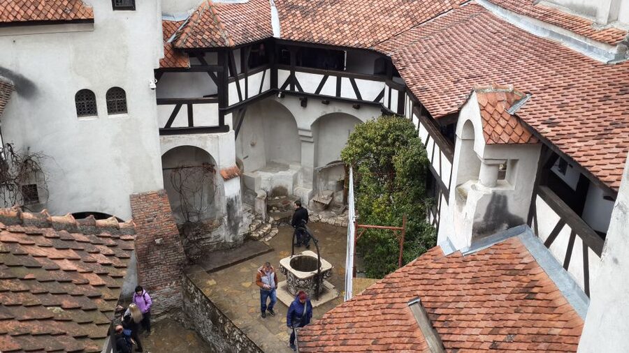 Brasov: Peles Castle, Bran Castle & Rasnov Fortress Day Tour - Peleș Castle: the day’s richest interior