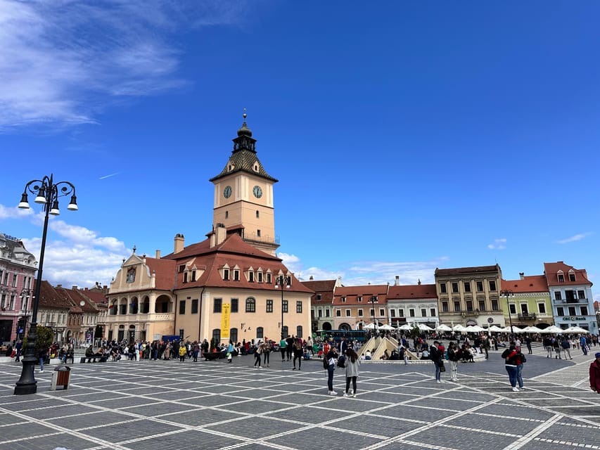 Brasov: Walking Tour of the Old Town & Photo Hotspots - The Black Church, With the Ticket Added Separately