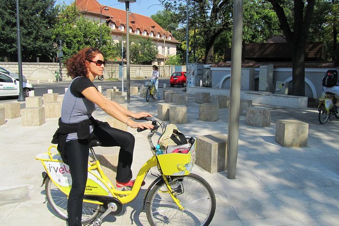 Bucarest à vélo - The Romanian Athenaeum, Bucharest’s elegant symbol