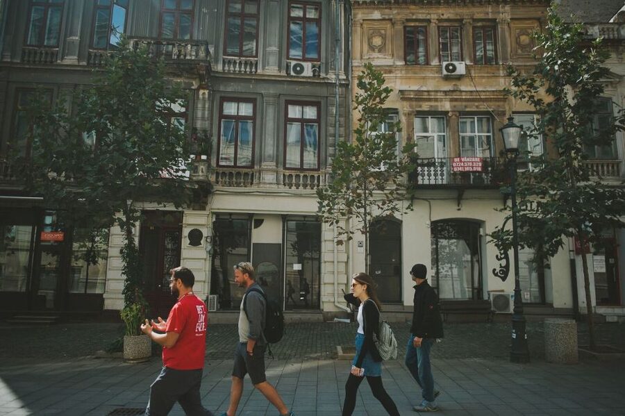 Bucharest: 3-Hour Walking Tour - How the guides shape the experience