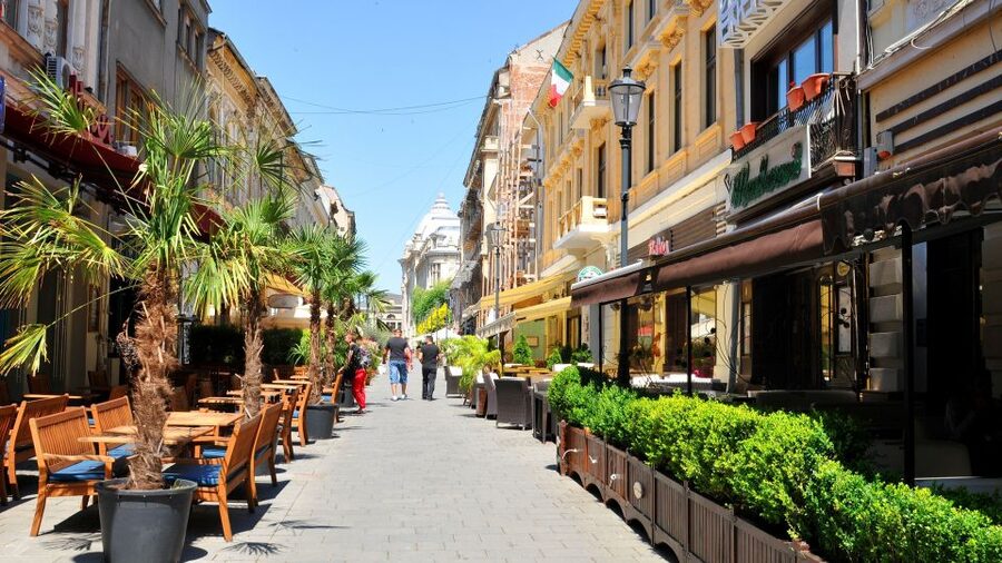 Bucharest: 4-Hour Walking Food Tour in the Old Town - Key points at a glance