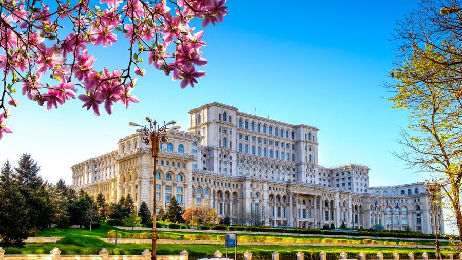 Bucharest: 4-Hour Walking Food Tour in the Old Town - Why this Bucharest food tour works
