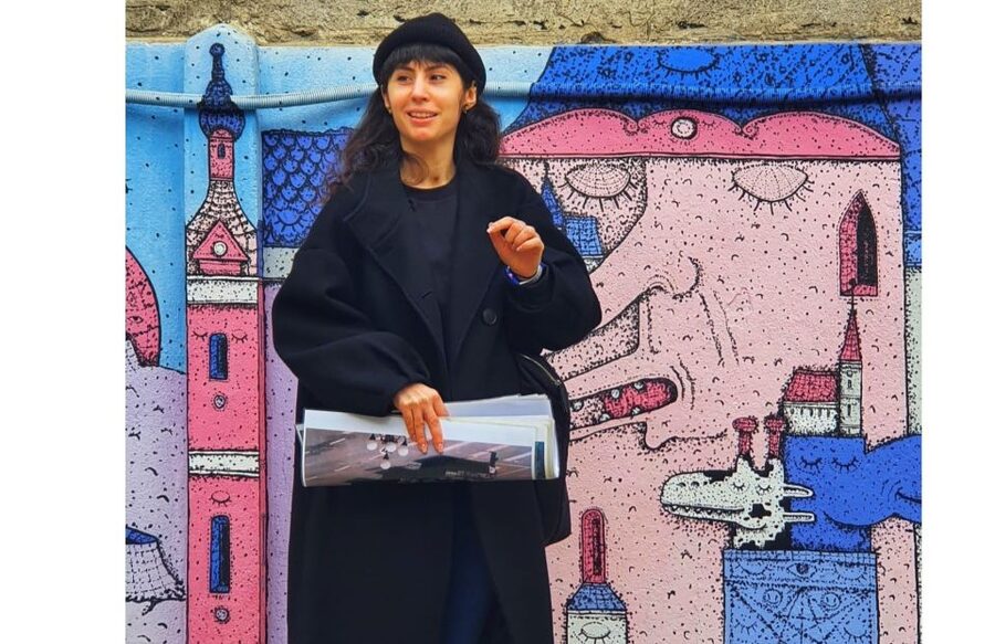 Bucharest: Alternative Sightseeing 2.5-3h-Hour Guided Tour - Kraft Market and the city’s independent side
