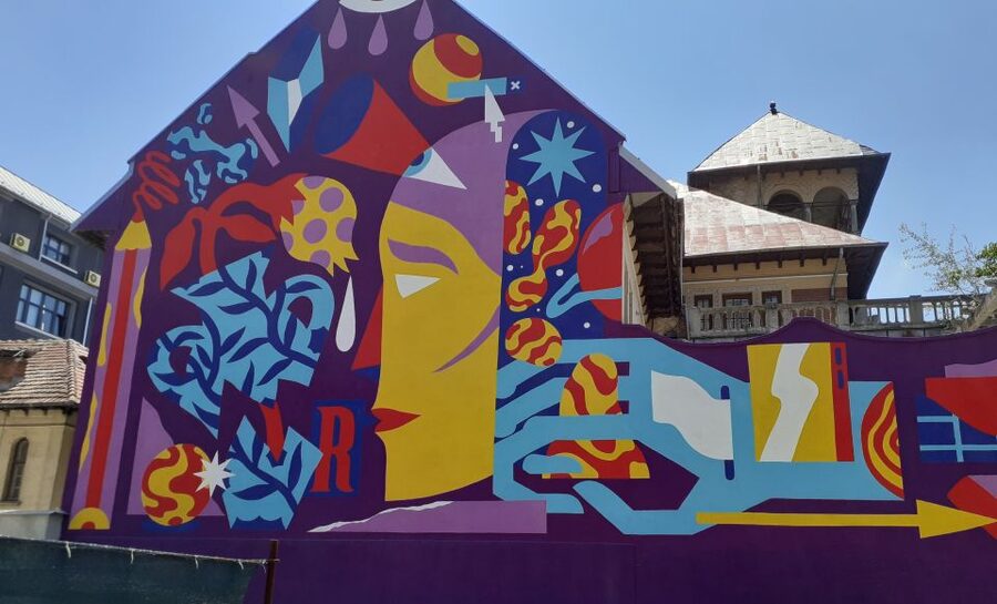 Bucharest Alternative Walking Tour - Murals, side streets, and local hangouts
