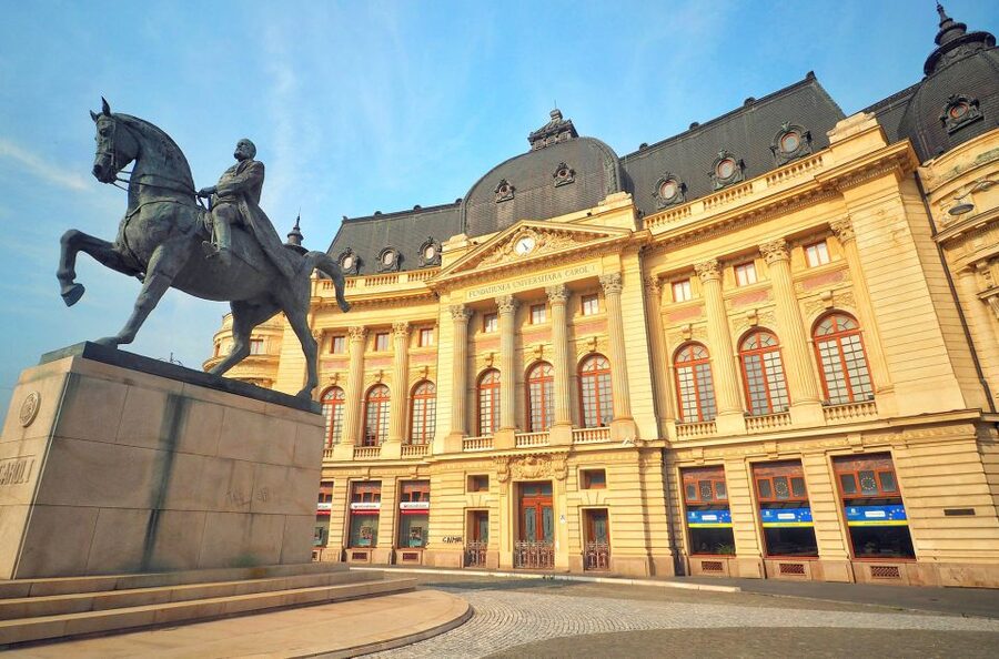 Bucharest: Charm of the Belle Époque Private Tour - Capsa Restaurant and the city’s social circles