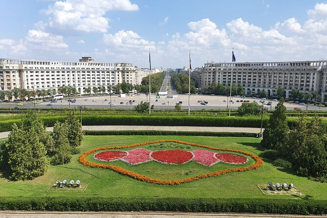 Bucharest City Tour 4h - The Romanian Athenaeum: a ten-minute architectural pause