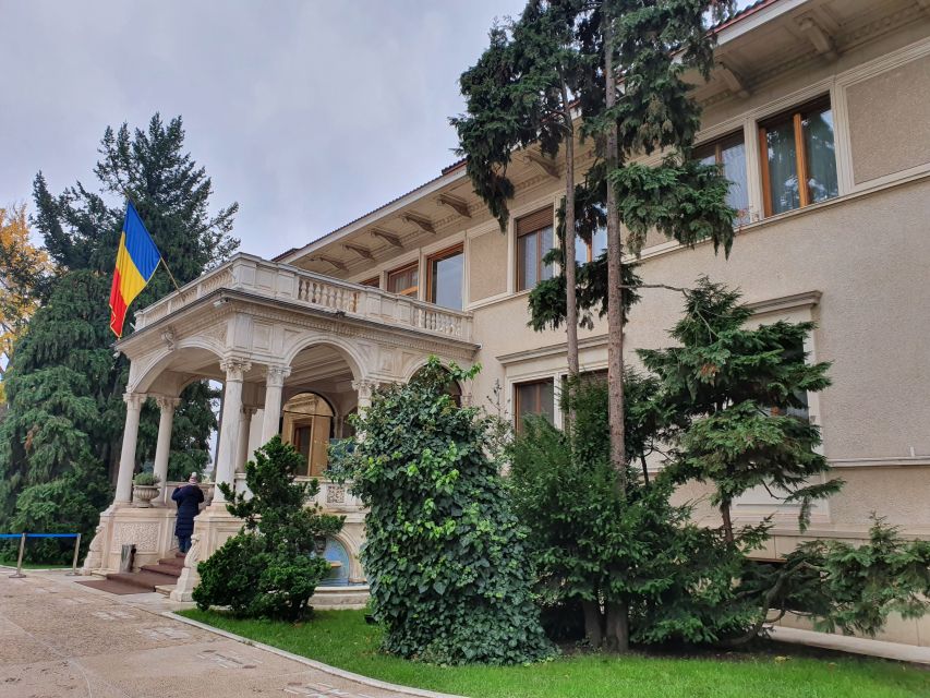 Bucharest City Tour 4h - Small Group Tour by Car - Who will get the most from this tour