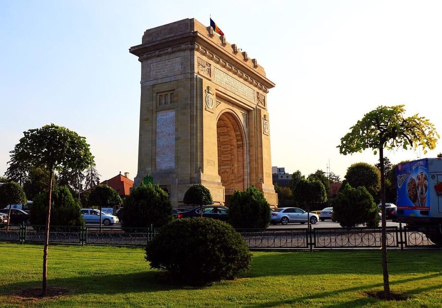 Bucharest city tour by car - Revolution Square and the Royal Palace