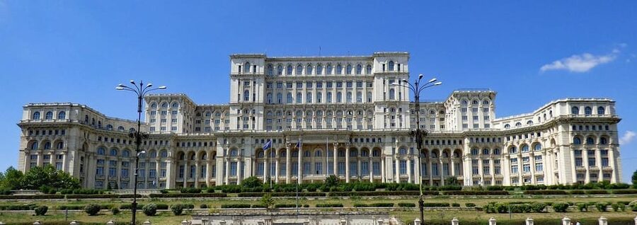 Bucharest city tour by car - Cotroceni and the value of a customized route