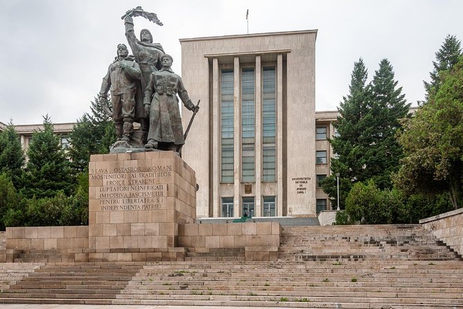 Bucharest Communist Bike Tour - Why this Bucharest bike tour works