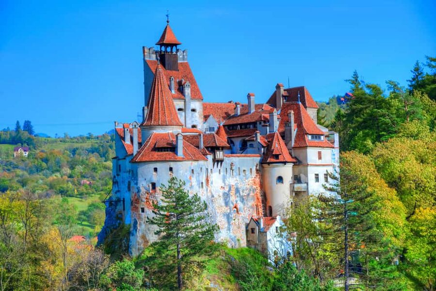 Bucharest: Day Trip 3 Castles Cantacuzino, Peles , Dracula’s - Guide quality and language support