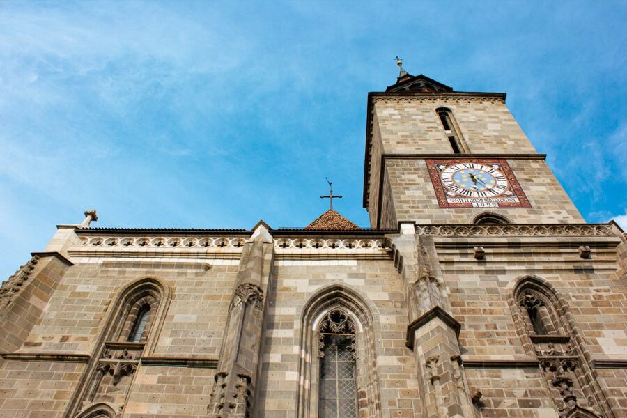 Bucharest: Dracula's Castle, Peles Castle, & Brasov Old Town - Bran Castle and the real story behind Dracula