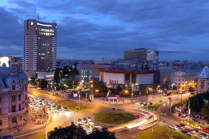 Bucharest Evening Tour and Traditional Dinner - 3 hours - Free Press Square and the Triumph Arch