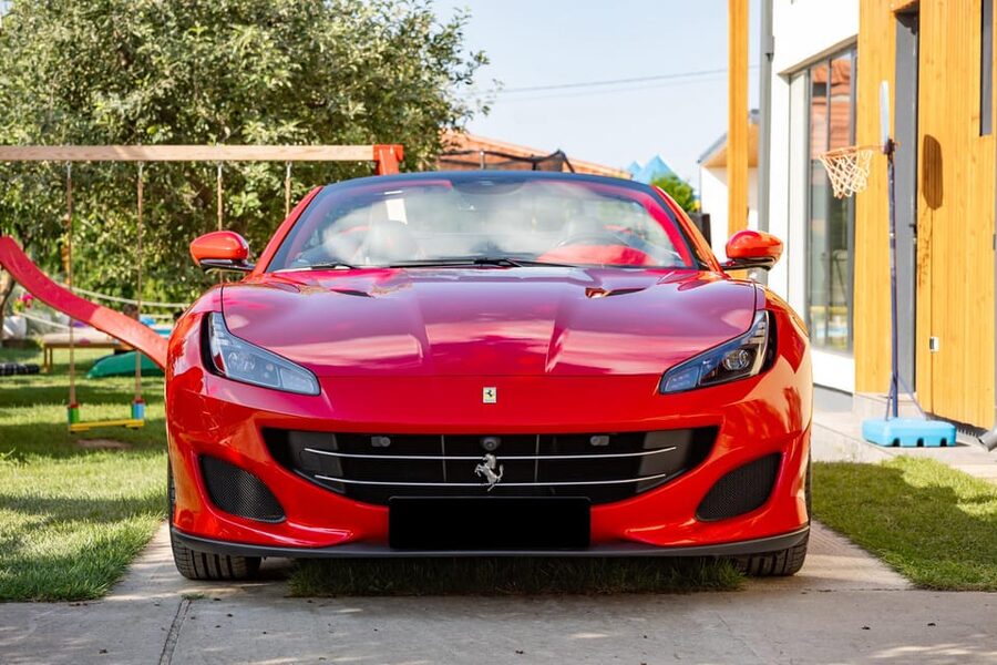 Bucharest: Ferrari Driving Experience - MEDIUM 30min - Piața Alba Iulia and the first taste of the route