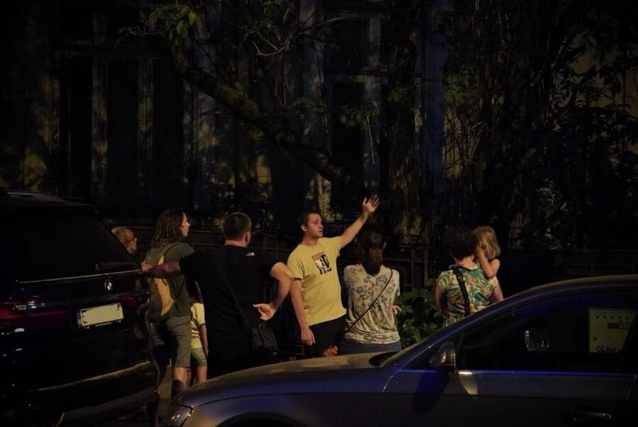Bucharest: Ghost Stories & Romanian Mythology Walking Tour - Tragic deaths and unsolved Bucharest mysteries