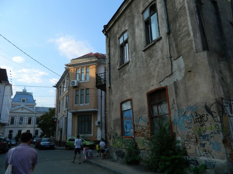 Bucharest: Half Day Bike Tour - Who will enjoy this ride most?