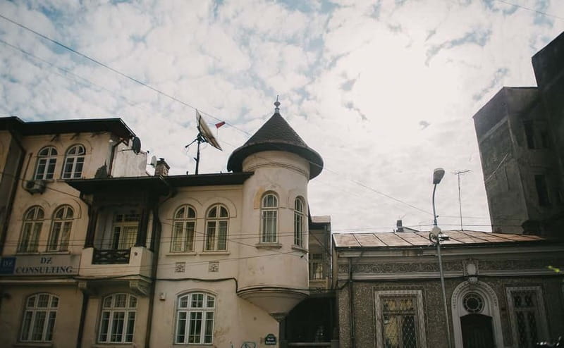 Bucharest: Hidden Gems 2.5-Hour Walking Tour - Ioanid block and Icoanei mahala