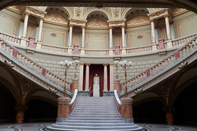 Bucharest Layover Tour (6 - Hour Private City Tour Between Flights) - The former Jewish Quarter and surviving synagogues