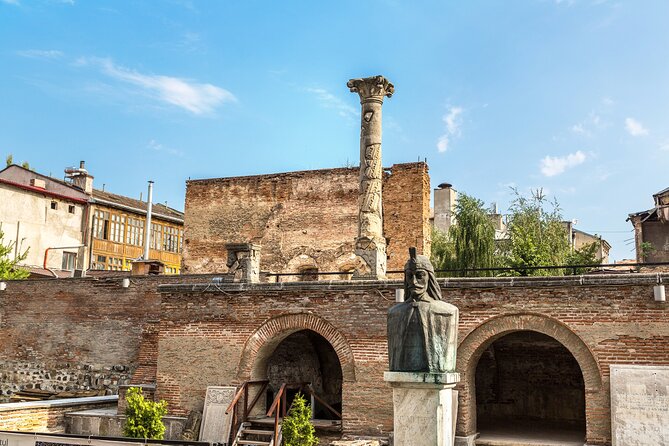 Bucharest Old Centre Tour - Entering a 500-year-old centre