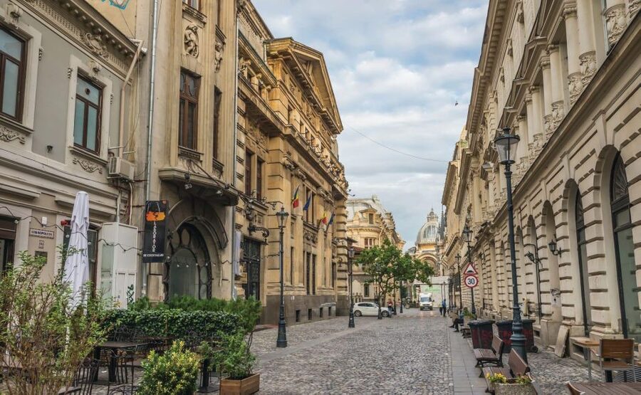 Bucharest Panoramic City Tour & Street Food - Obor Market brings the city down to street level