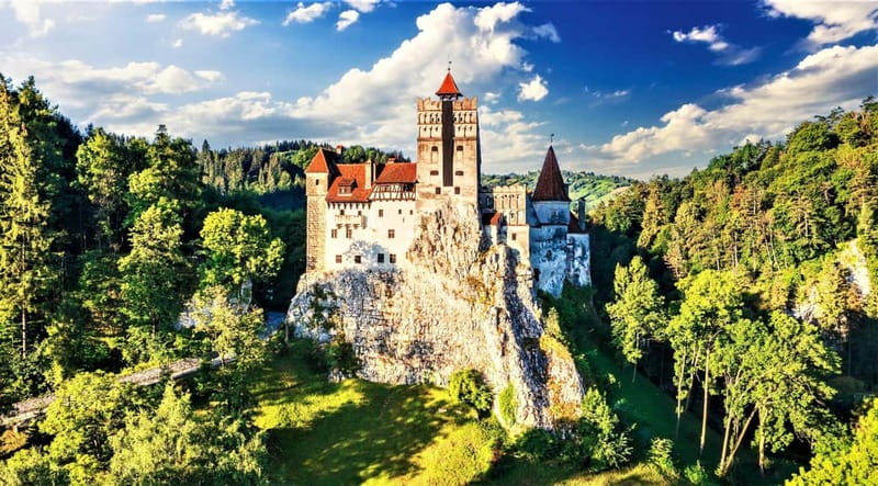 Bucharest: Peles and Bran Castles and Brasov Day Trip - Bran Castle and the Dracula connection