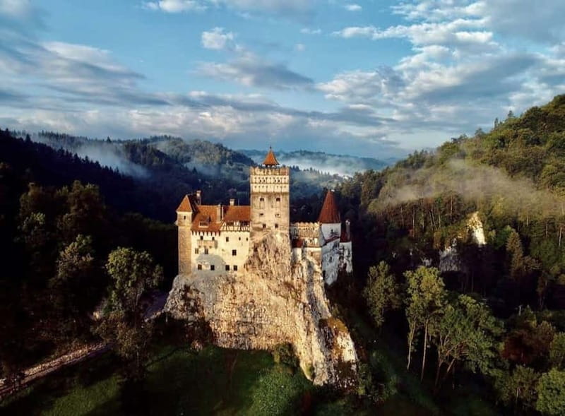 Bucharest: Peles and Bran Castles and Brasov Day Trip - Peleș Castle: Romania’s royal residence