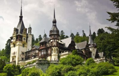 Peles Castle, Bran Castle & Brașov Day Tour