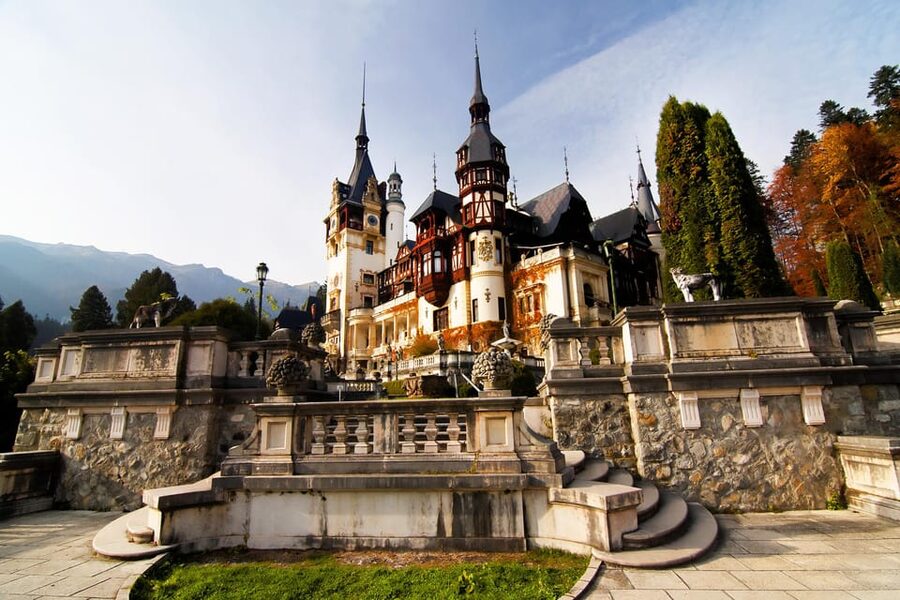 Bucharest: Peles Castle, Bran Castle, & Brasov Full-Day Tour - What the $31 price really gives you