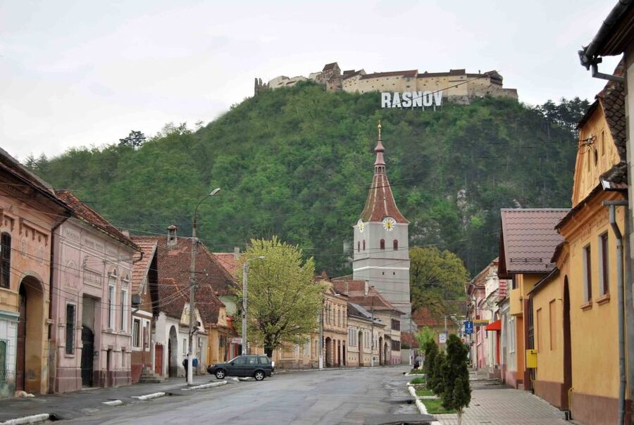 Bucharest: Peles Castle, Dracula's Castle and Brasov Tour - Timing, comfort, and practical preparation