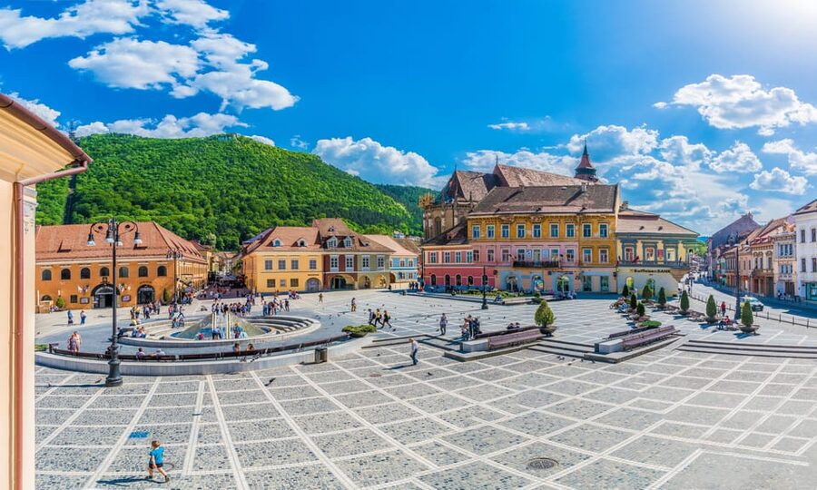 Bucharest: Peles & Dracula's Castle and Brasov Full-Day Trip - Bran Castle and the Dracula question