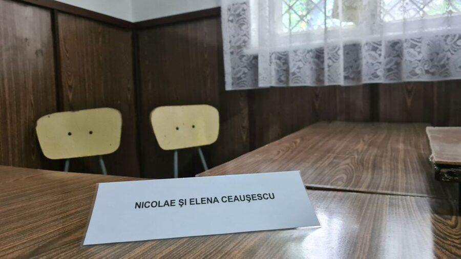 Bucharest: Private Last Days of Ceausescu Tour in a Dacia - Key points to know before booking