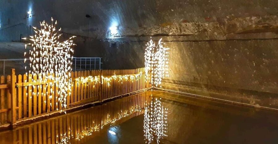 Bucharest: The Biggest Salt Mine in Europe & Wine Tasting - The drive north through Prahova