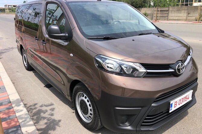 Bucharest to Airport - Private Transfer - Personal Driver to OTP Henri Coanda - What the service tells you about reliability