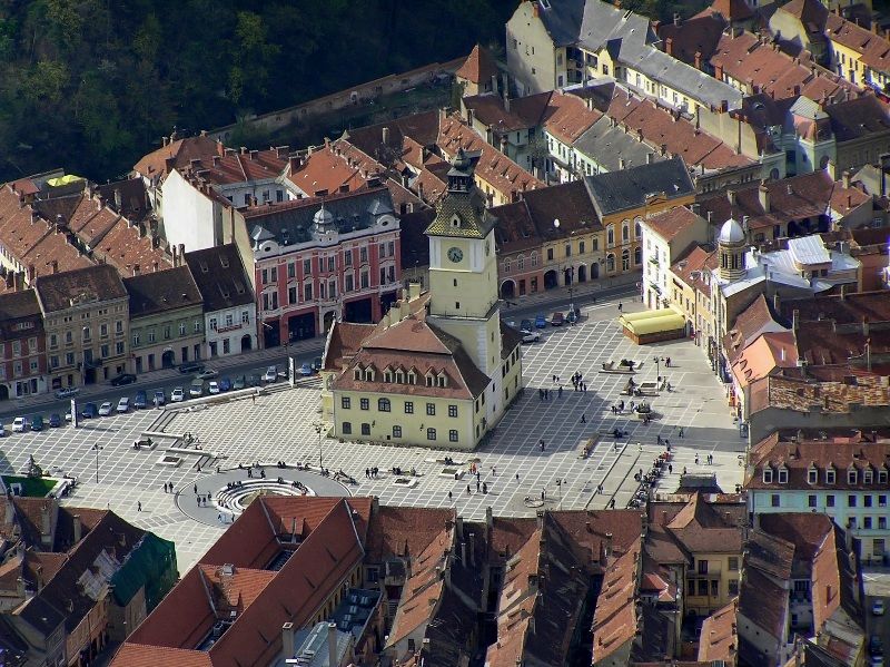 Bucharest: Transylvania and Dracula's Castle 2-Day Tour - Day two: Brasov and the Dracula connection