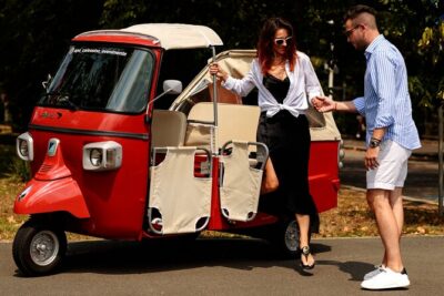 Bucharest Tuk Tuk city tour